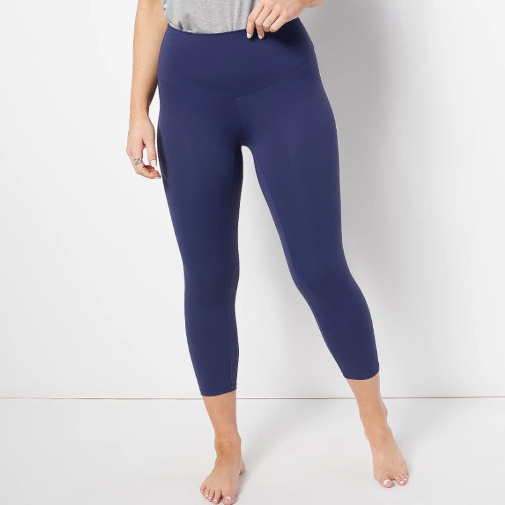 Anti x Proof Smoothing Capri Legging  15658